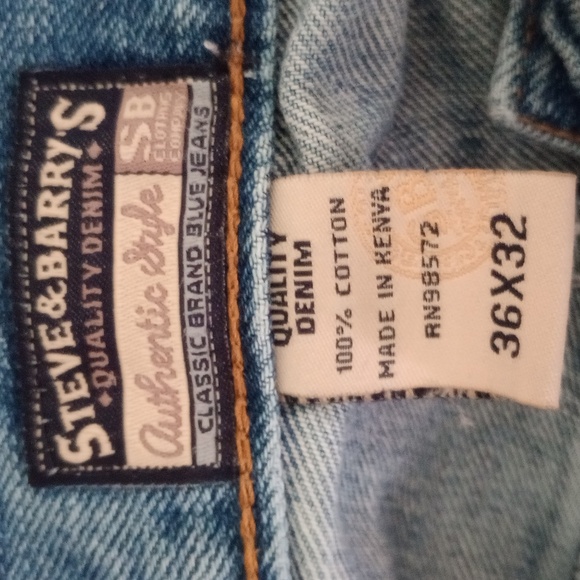 🎉 HOST PICK 🎉 Steve and Barry's EUC Men's Denim Jeans - Picture 3 of 3